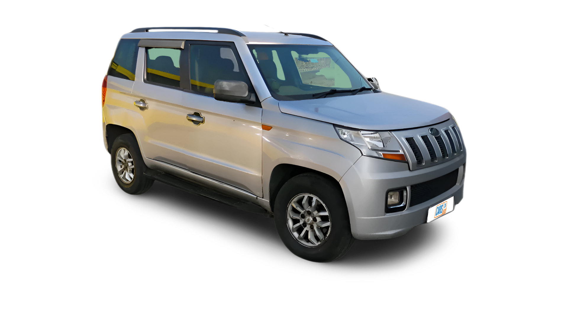 Mahindra TUV300-img